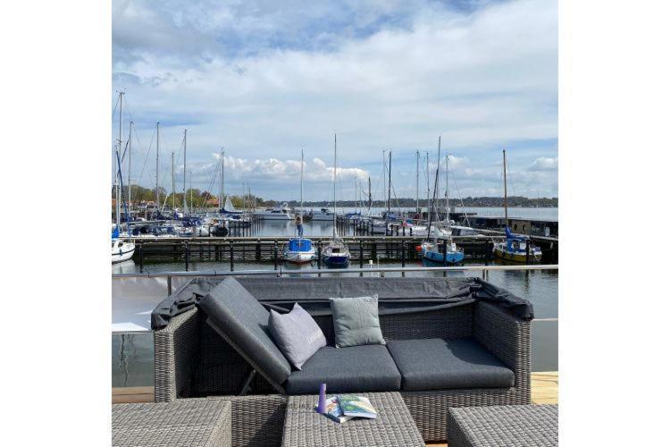 Hausboot Fjord Ankerplatz Mit Biosauna In Schleswig Extérieur photo